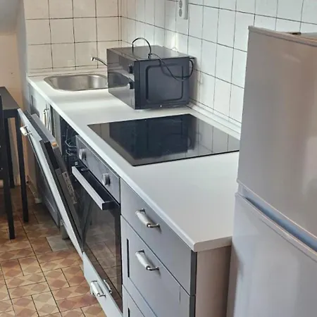 Living 21, Monteur- Und Ferienwohnung, 6 Personen, Zur Langfristigen Anmietung Lejlighed