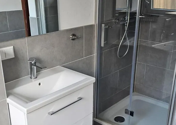 Living 21, Monteur- Und Ferienwohnung, 6 Personen, Zur Langfristigen Anmietung *