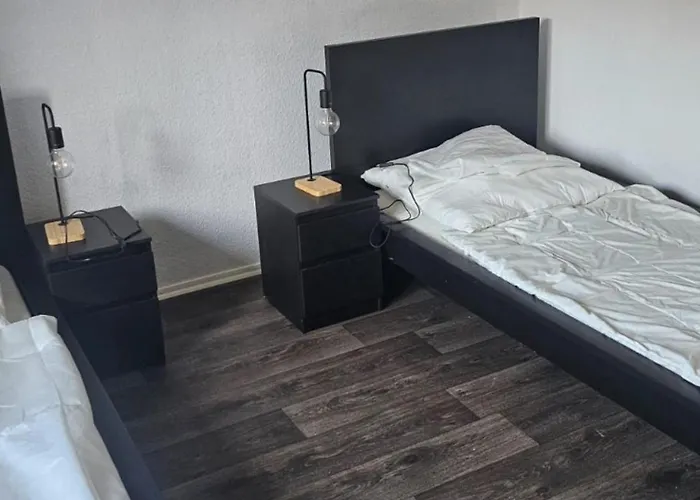 Living 21, Monteur- Und Ferienwohnung, 6 Personen, Zur Langfristigen Anmietung Lejlighed Mönchengladbach