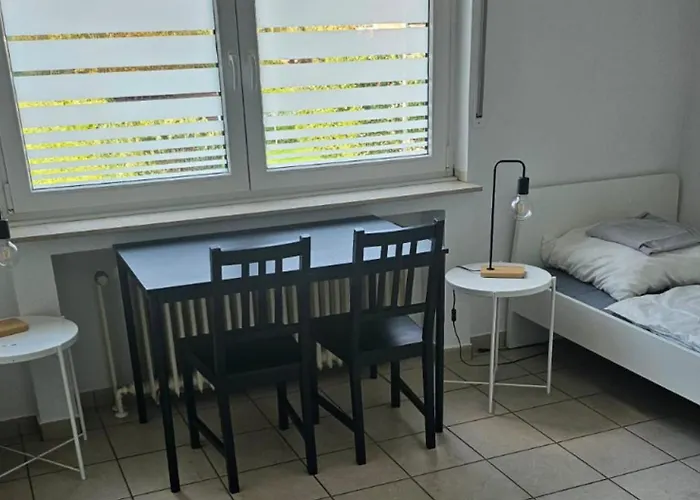 Living 21, Monteur- Und Ferienwohnung, 6 Personen, Zur Langfristigen Anmietung